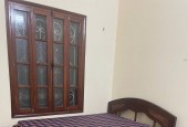 Cho thuê Ở HỘ GĐ nhà ngõ Hai Bà Trưng, Hoàn Kiếm, DT 45m2, 3,5T giá 17tr